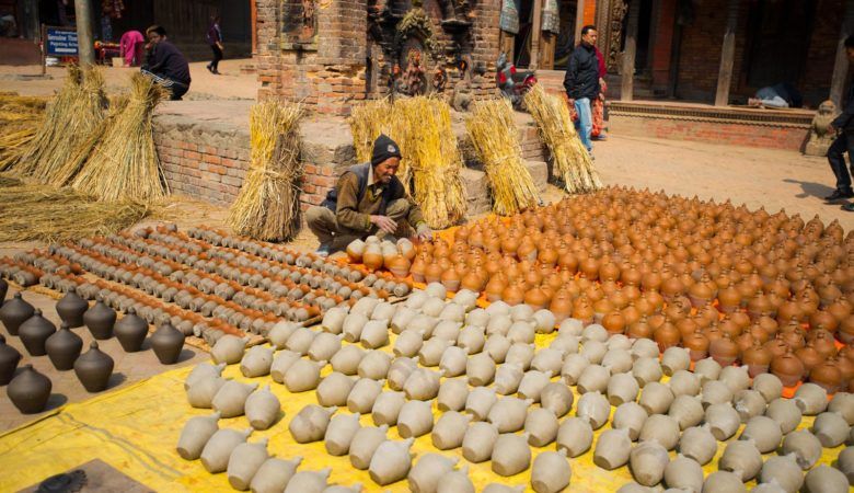 La alfarería es la principal actividad en Bhaktapur.