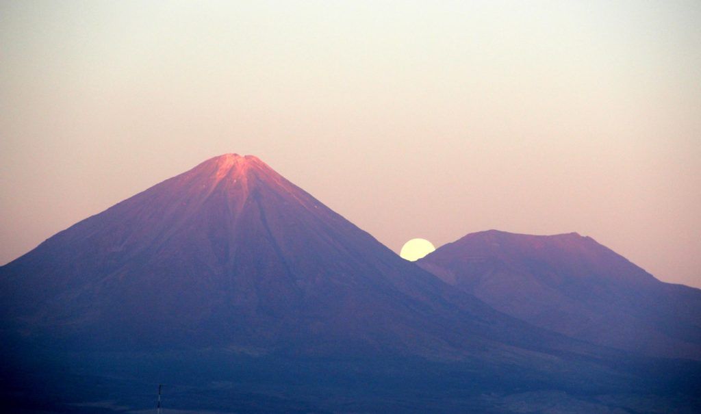 Volcán Licancabur, en el desierto de Atacama.