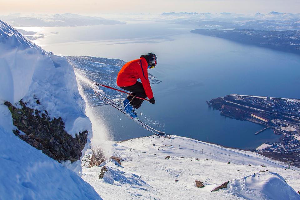 esquiar en Narvikfjellet, mejores estaciones esqui del mundo, viajes de esqui para mujeres