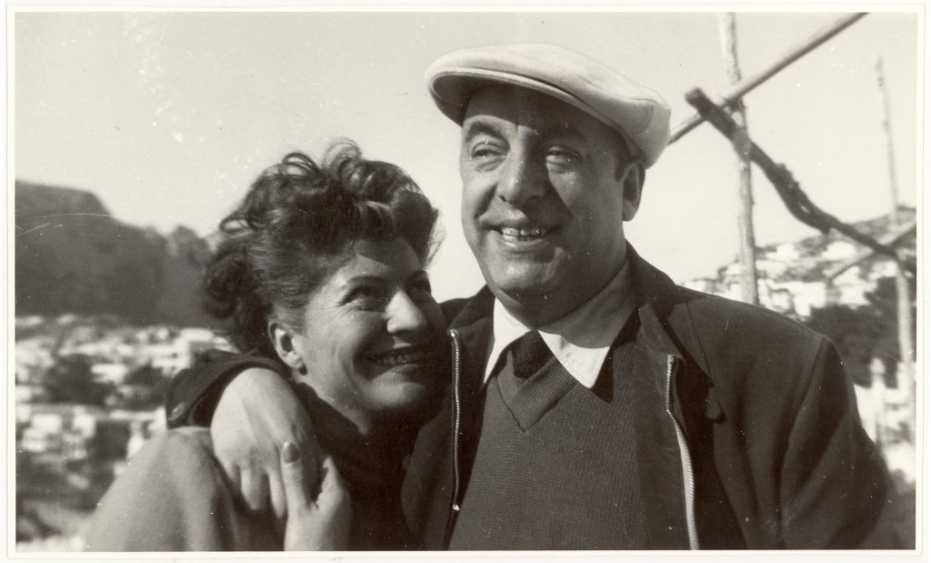 Matilde Urrutia y Pablo Neruda en Capri