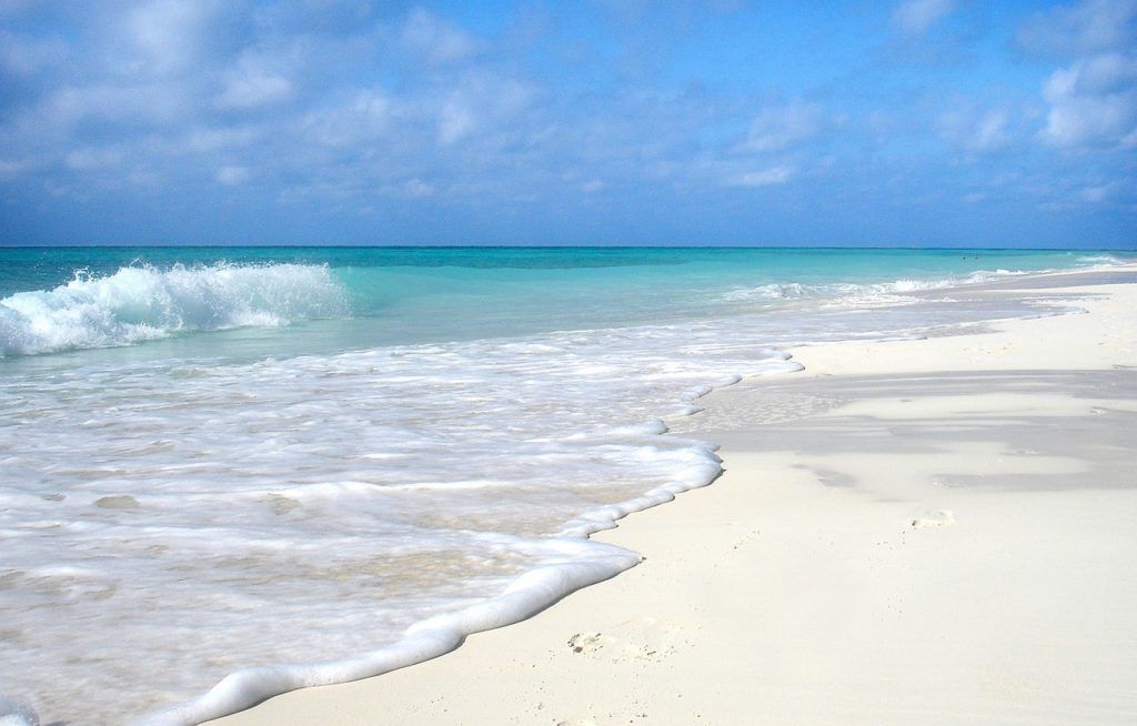 Playas de arena blanca y agua turquesa de Cayo Coco