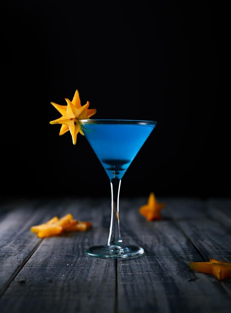 coctel azul moderno