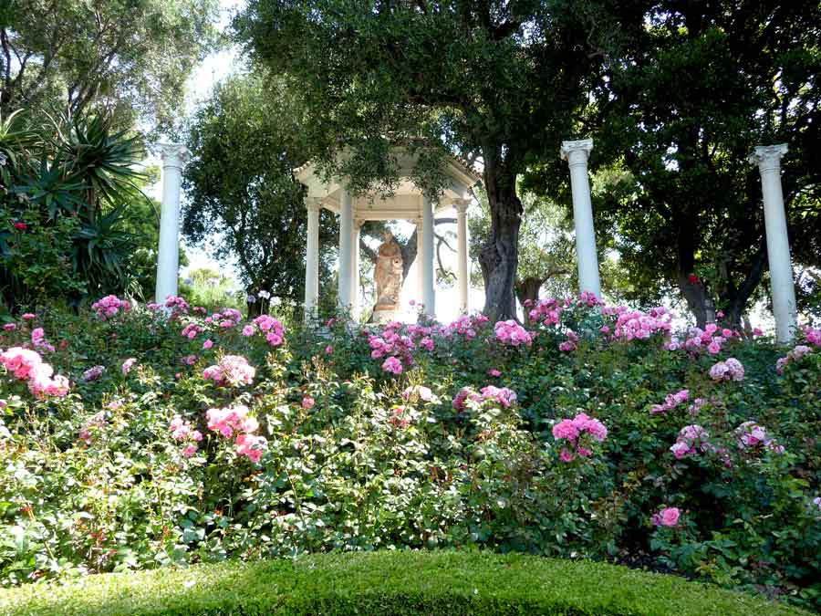 Rosaleda del Jardín de Villa Ephrussi. 