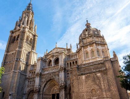 Fachada de la catedral de Toledo.