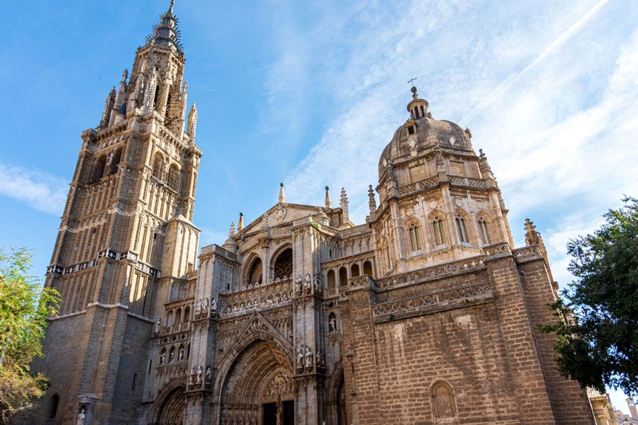 Fachada de la catedral de Toledo. 