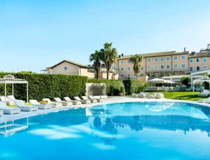 hotel de Roma con piscina