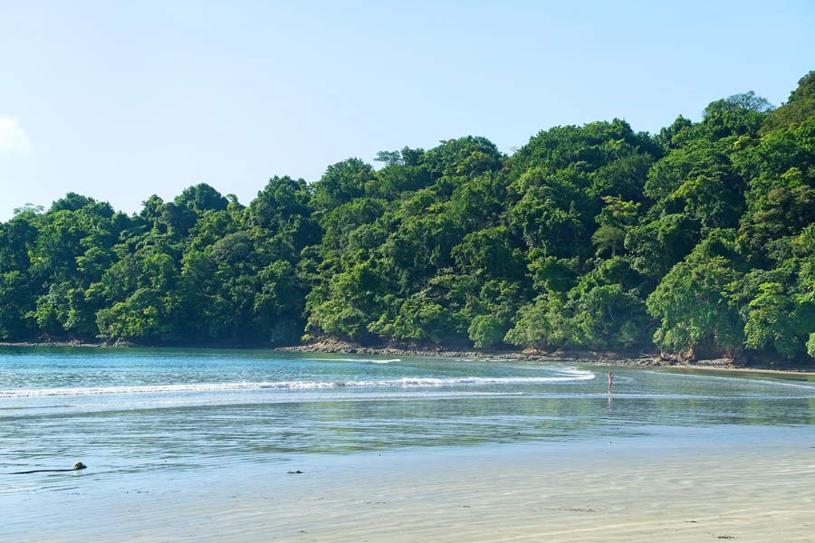 Playa virgen del Refugio Nacional de Vida Silvestre Curú