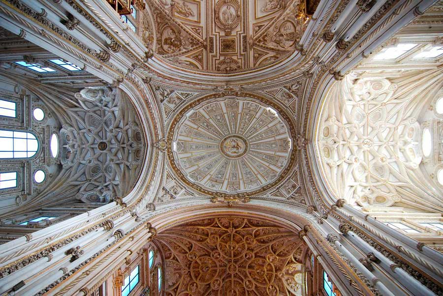 Techo de la catedral de la mezquita de Córdoba