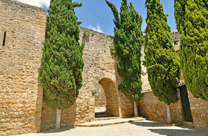 Puerta de Granada en la muralla de Úbeda.