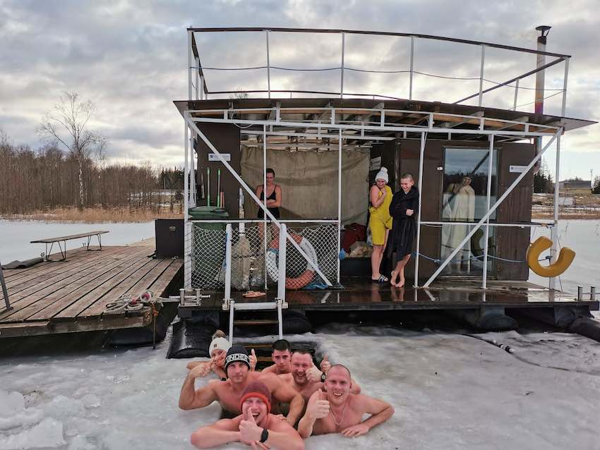 sauna flotante en Estonia