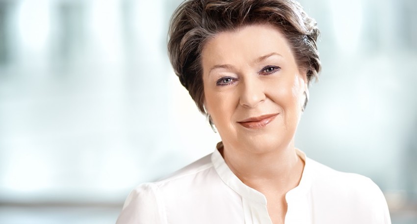 Irena Eris, farmacéutica y creadora de una importante firma de cosmética. 