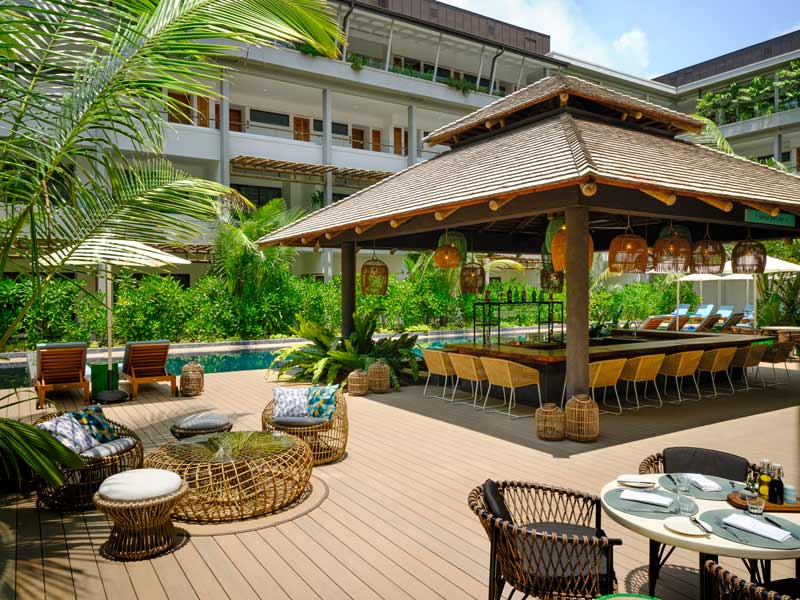 Pool Bar del hotel laïla Seychelles. 
