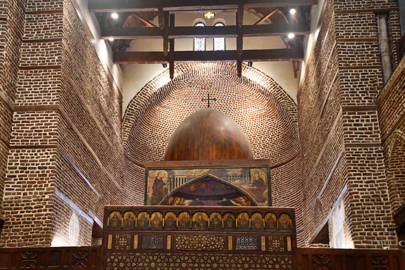 Interior de la iglesia de San Sergio y San Baco en El Cairo