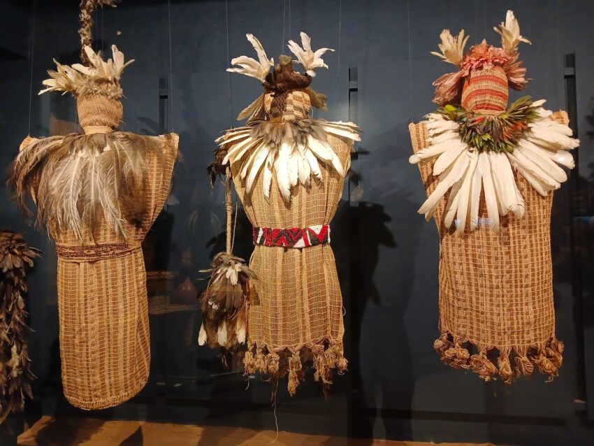 Centro de Artes Visuales/ Museo del Barro